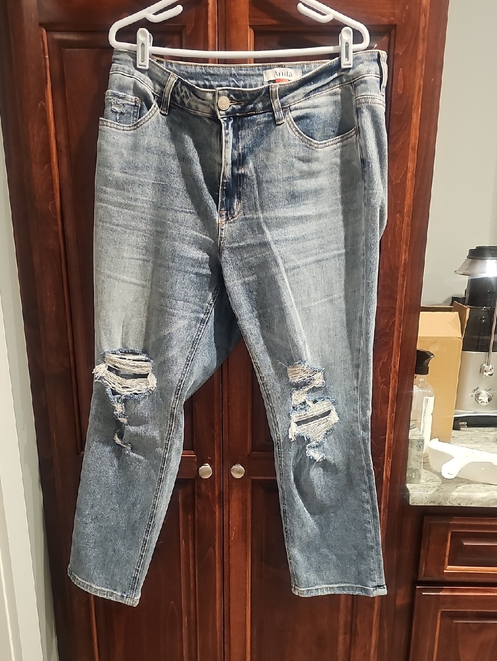 ARULA Light Blue Ripped Ankle Jeans
